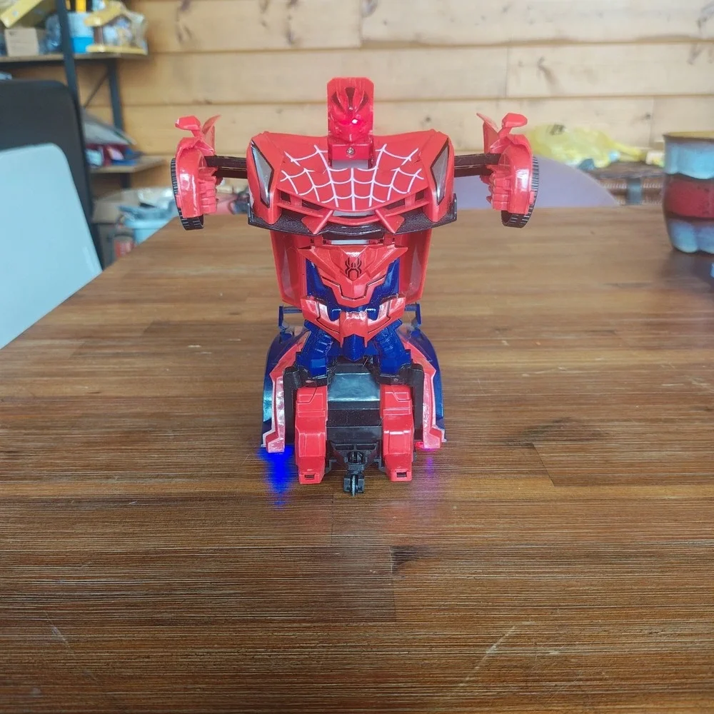 SPIDER-MAN TRANSFORMERS RECHARGEABLE Remote Control Car Girls Boys Toys 1:18 ZB2